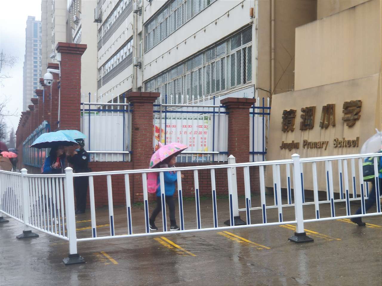 实拍:镜湖小学"神兽们"的开学季 民生茶座 芜湖民生网 芜湖人